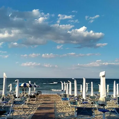 Se010 - Senigallia, Bilocale Sul Mare Con アパート